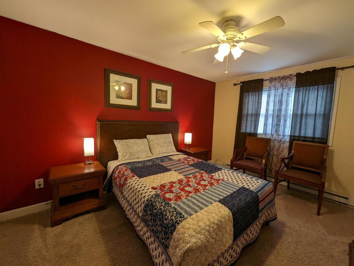 Lake George Family Vacation Home Luaran gambar
